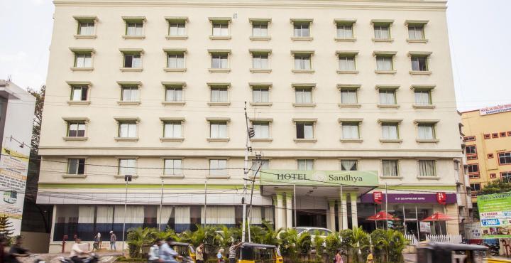 Sandhya Hotel Hyderabad Exteriör bild